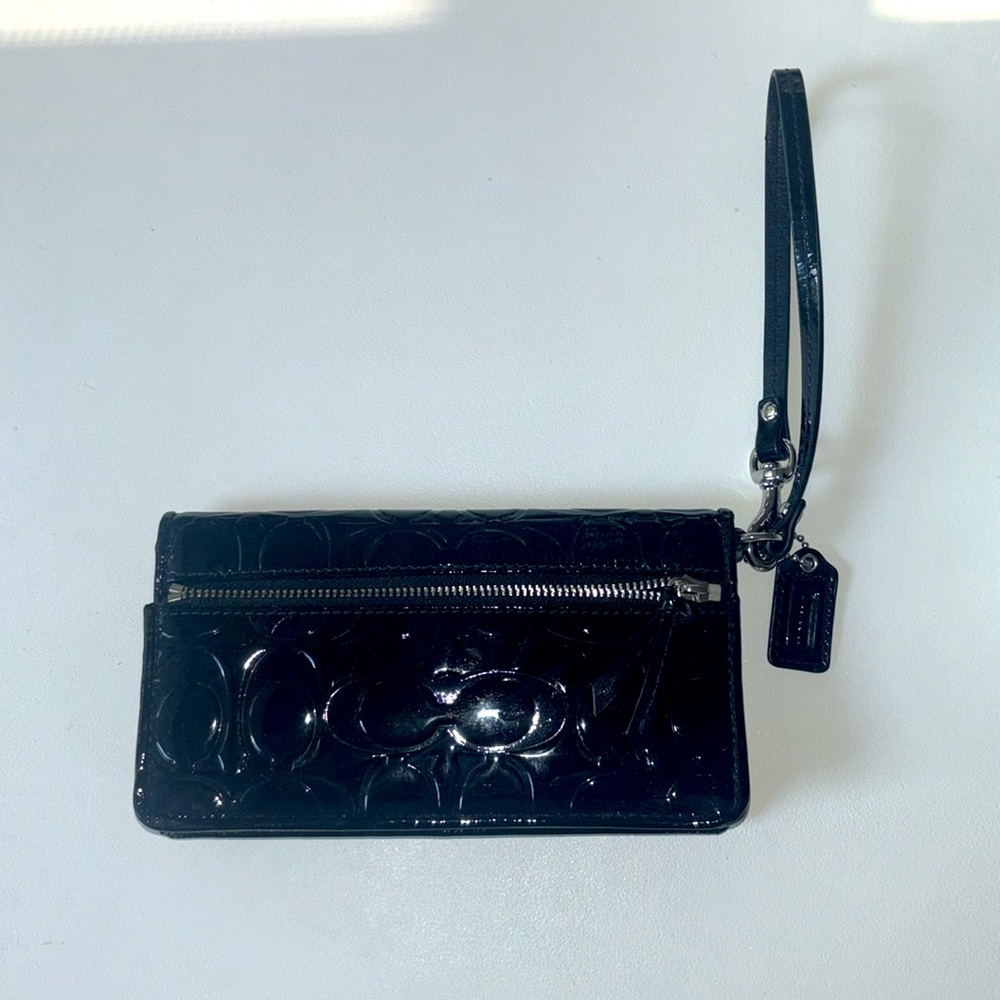 Coach Black patten leather wristlet Accessories - Picture 10 of 16